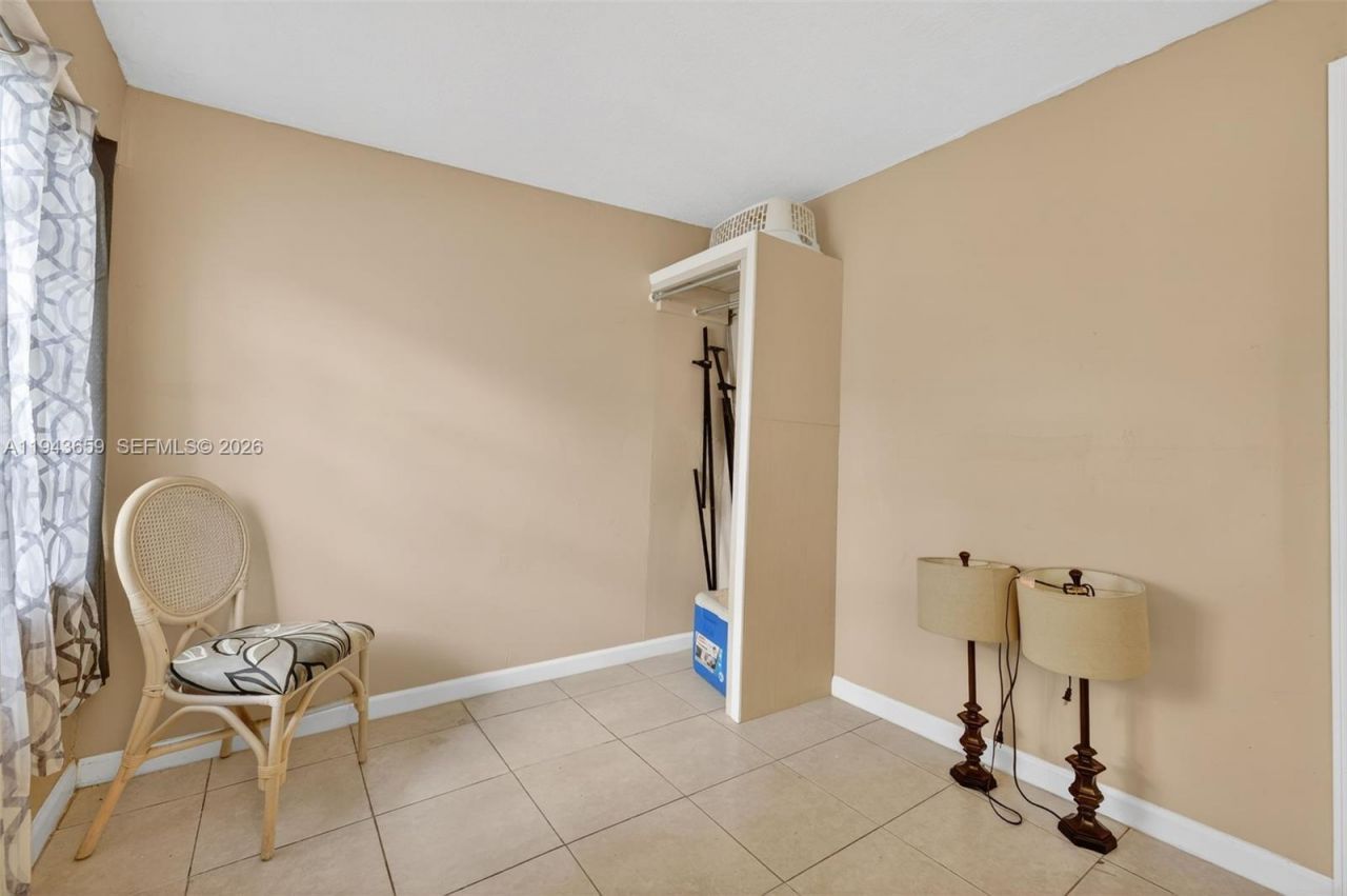 890 NW 35th Ave, Lauderhill, FL 33311 Photo