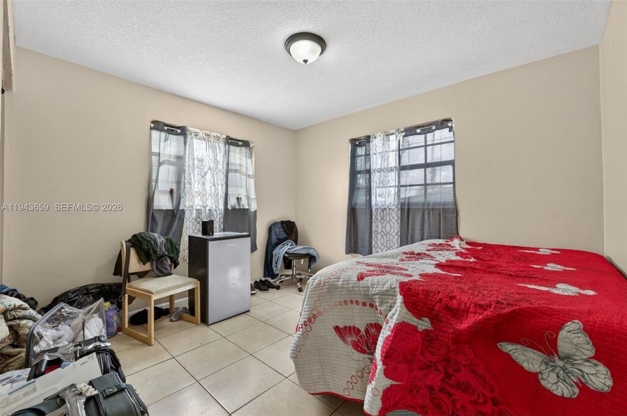 890 NW 35th Ave, Lauderhill, FL 33311 Photo
