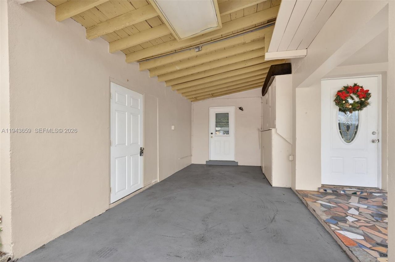 890 NW 35th Ave, Lauderhill, FL 33311 Photo