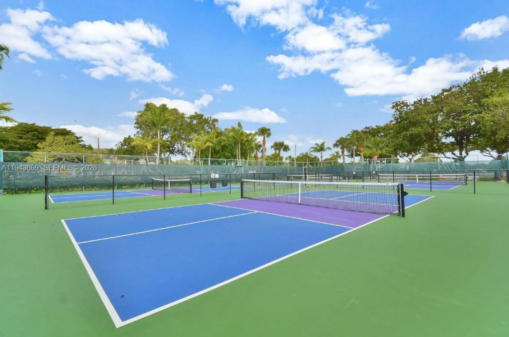 301 SW 135th Ave, Unit 113C, Pembroke Pines, FL 33027 Photo