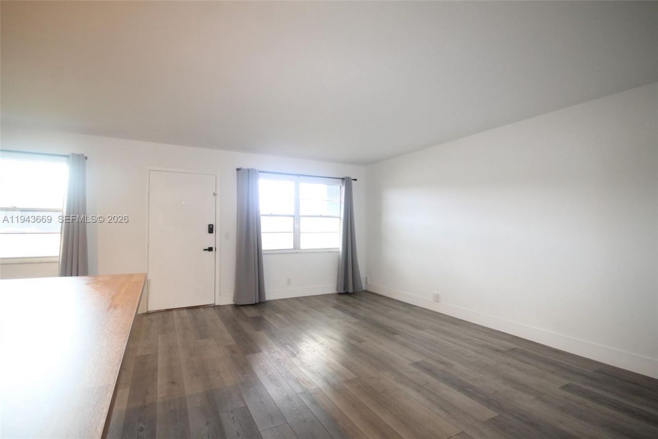 301 SW 135th Ave, Unit 113C, Pembroke Pines, FL 33027 Photo