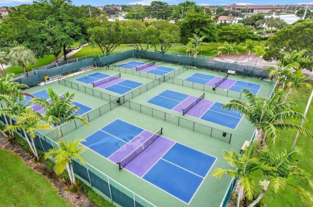 301 SW 135th Ave, Unit 113C, Pembroke Pines, FL 33027 Photo