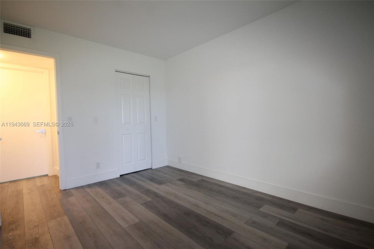 301 SW 135th Ave, Unit 113C, Pembroke Pines, FL 33027 Photo