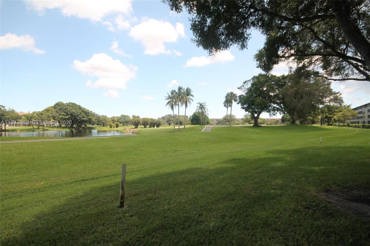 301 SW 135th Ave, Unit 113C, Pembroke Pines, FL 33027 Photo