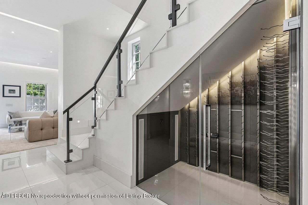 157 Peruvian Avenue, Palm Beach, FL 33480 Photo