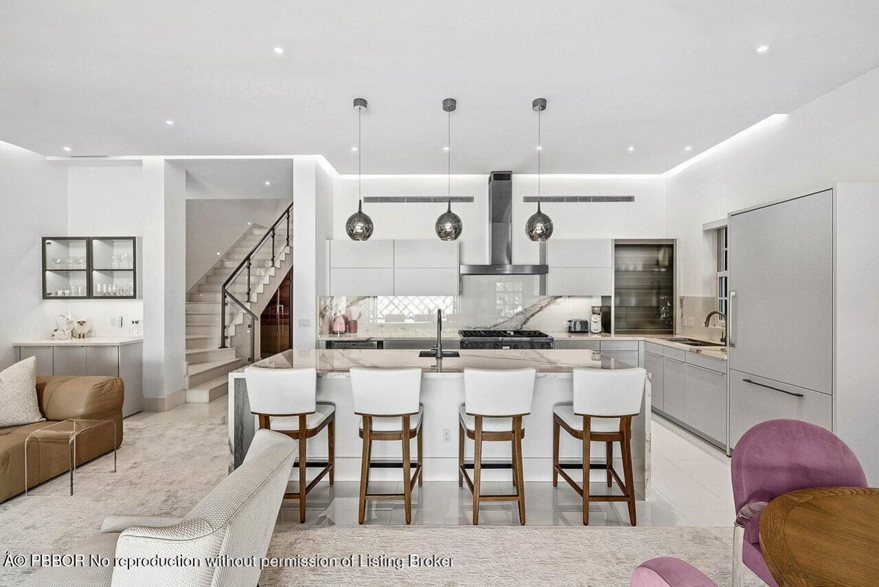 157 Peruvian Avenue, Palm Beach, FL 33480 Photo