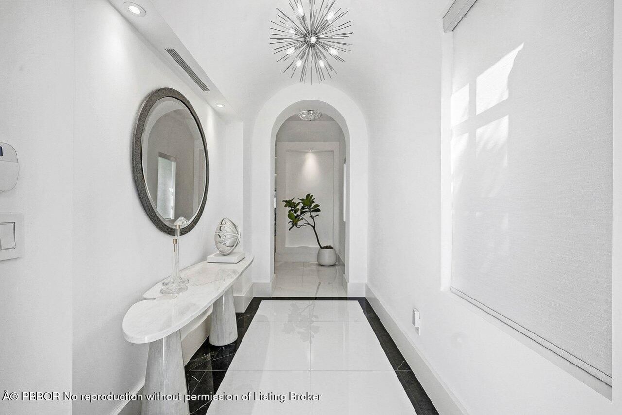 157 Peruvian Avenue, Palm Beach, FL 33480 Photo