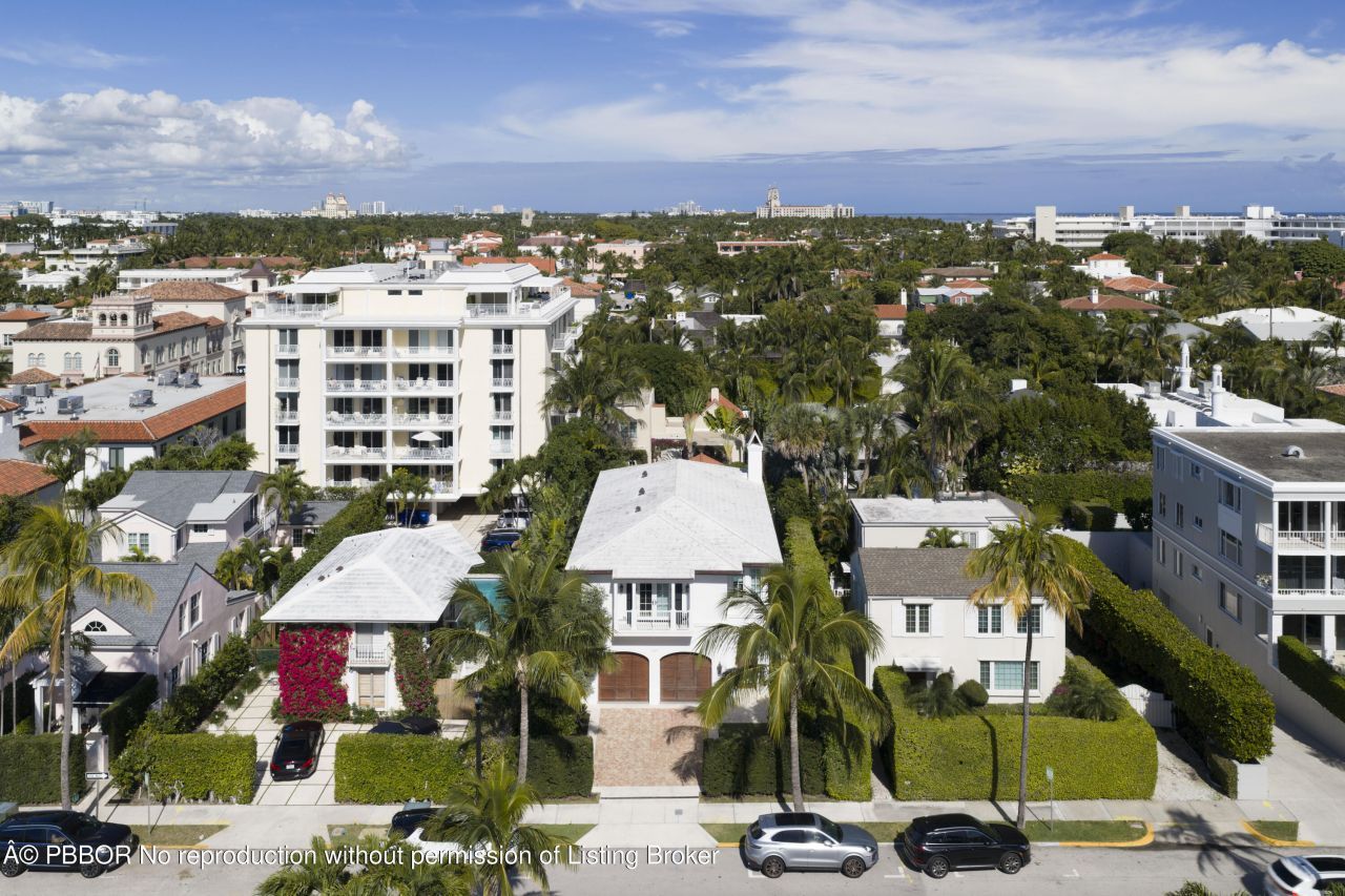 157 Peruvian Avenue, Palm Beach, FL 33480 Photo