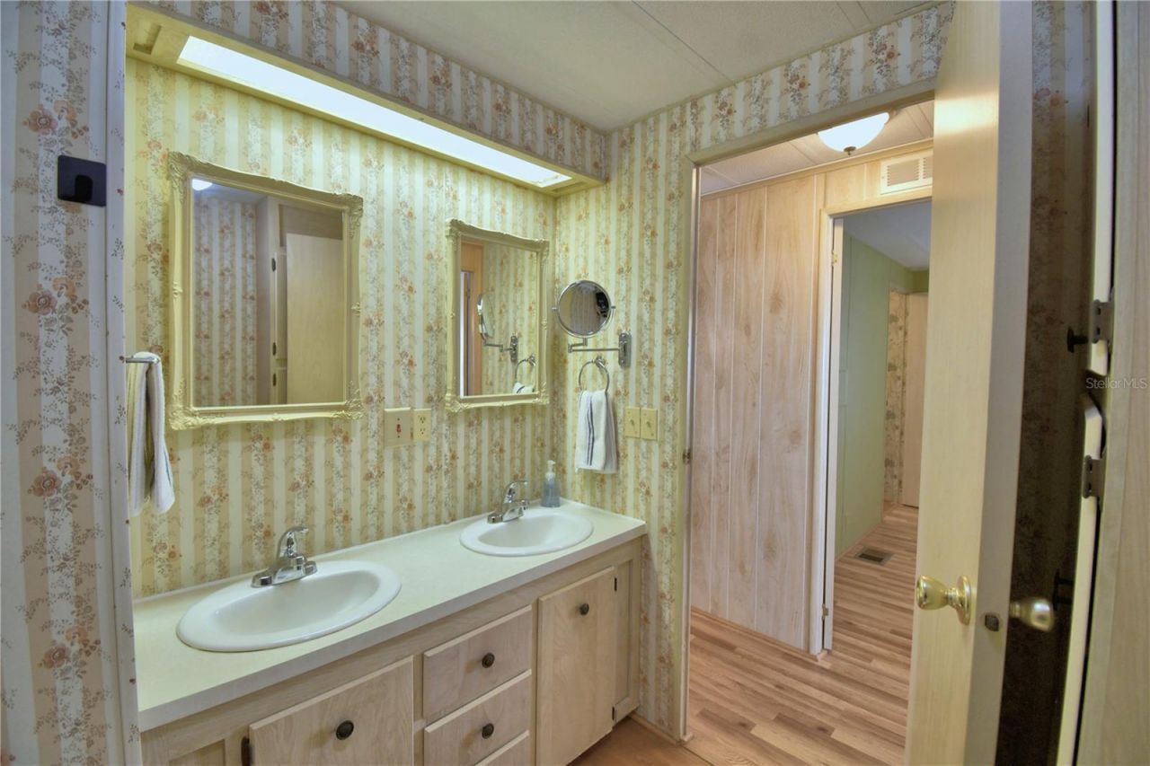 4063 Rolling Oaks Drive, Winter Haven, FL 33880 Photo