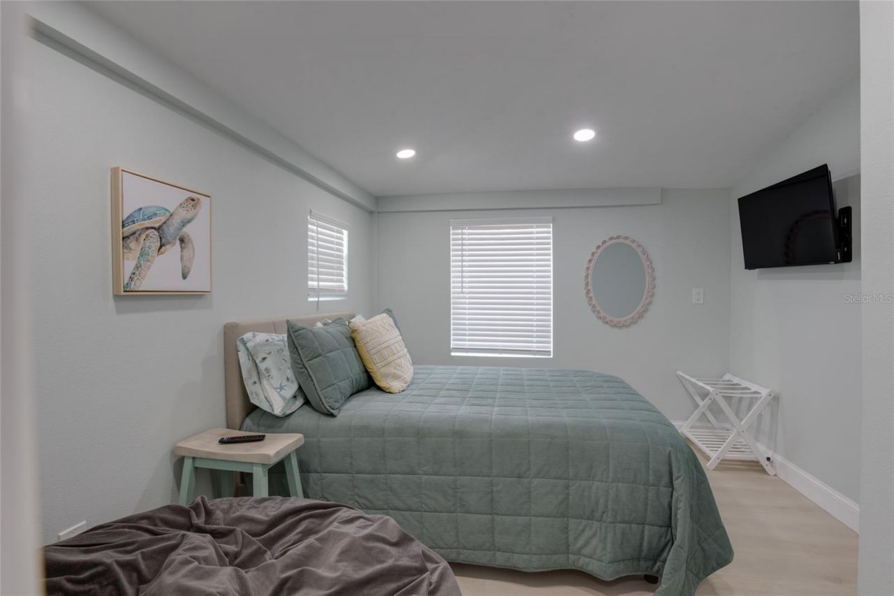 448 Locklie Street, Dunedin, FL 34698 Photo