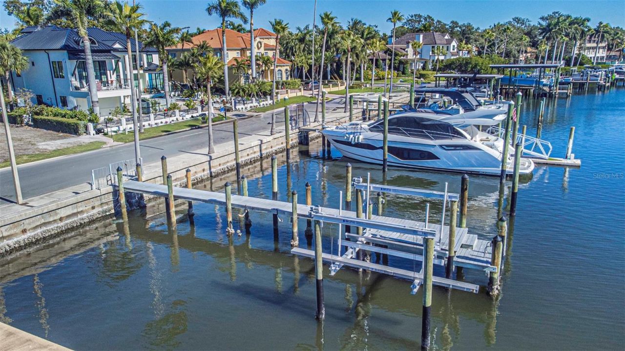 105 Estado Way Ne, Saint Petersburg, FL 33704 Photo