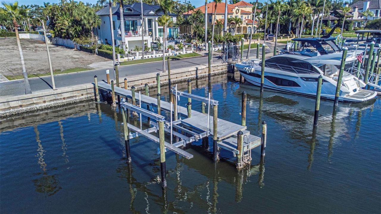 105 Estado Way Ne, Saint Petersburg, FL 33704 Photo