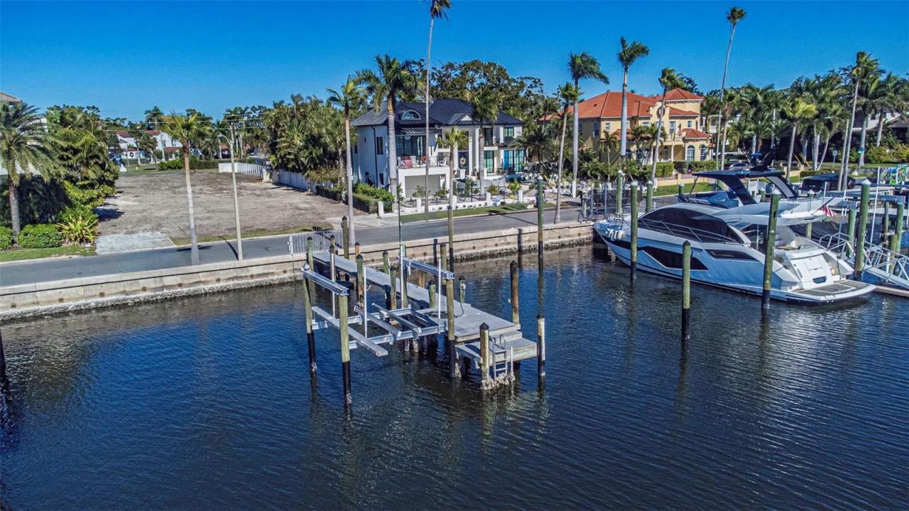 105 Estado Way Ne, Saint Petersburg, FL 33704 Photo