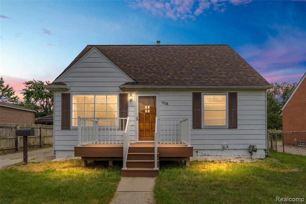 15738 Frazho Road, Roseville, MI 48066 Main Photo