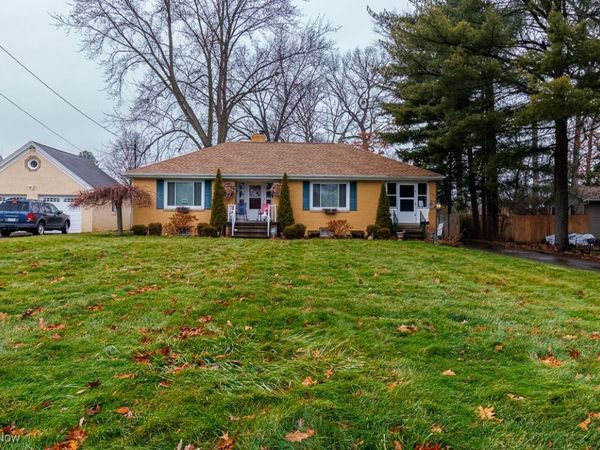 2254 Mccollum Road, Youngstown, OH 44509