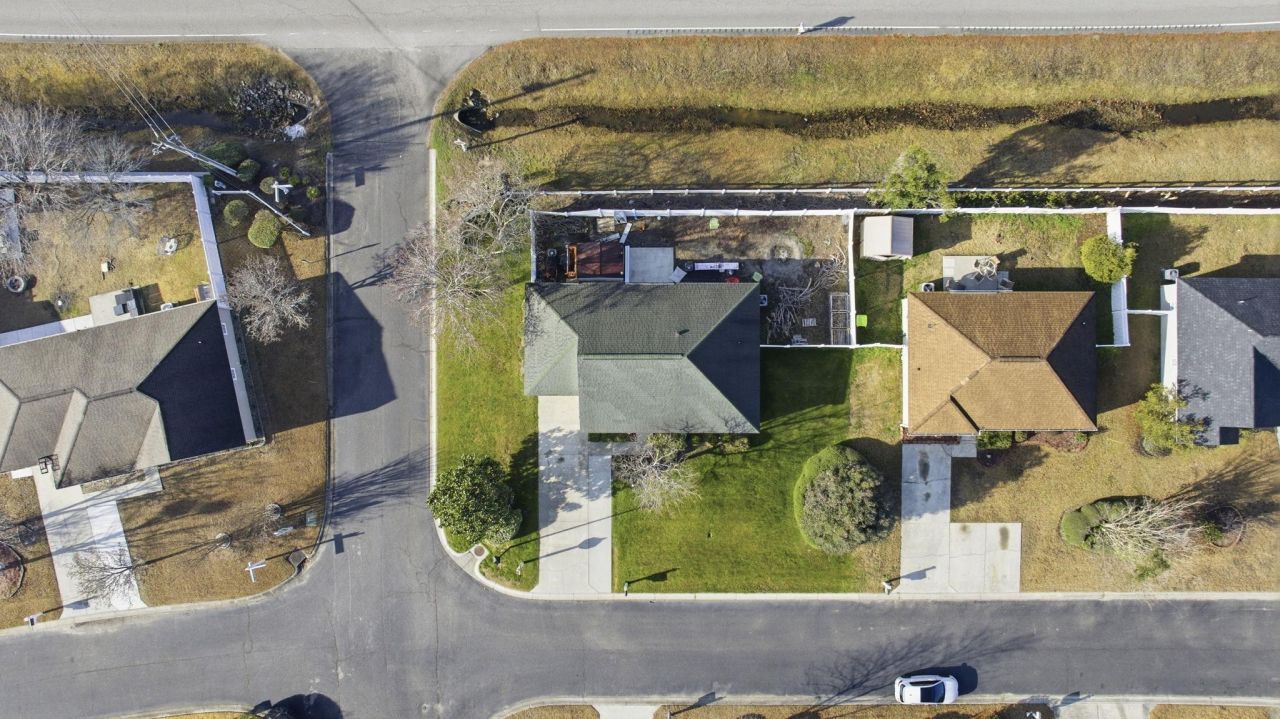 125 Marsh Rabbit Dr. Photo 24