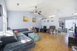 125 Marsh Rabbit Dr. photo 4