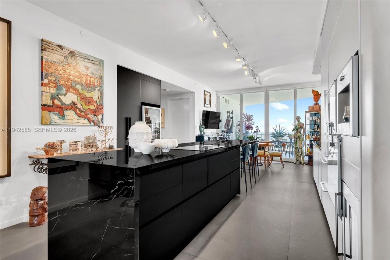 16901 Collins Ave, Unit 3803, Sunny Isles Beach, FL 33160 Photo