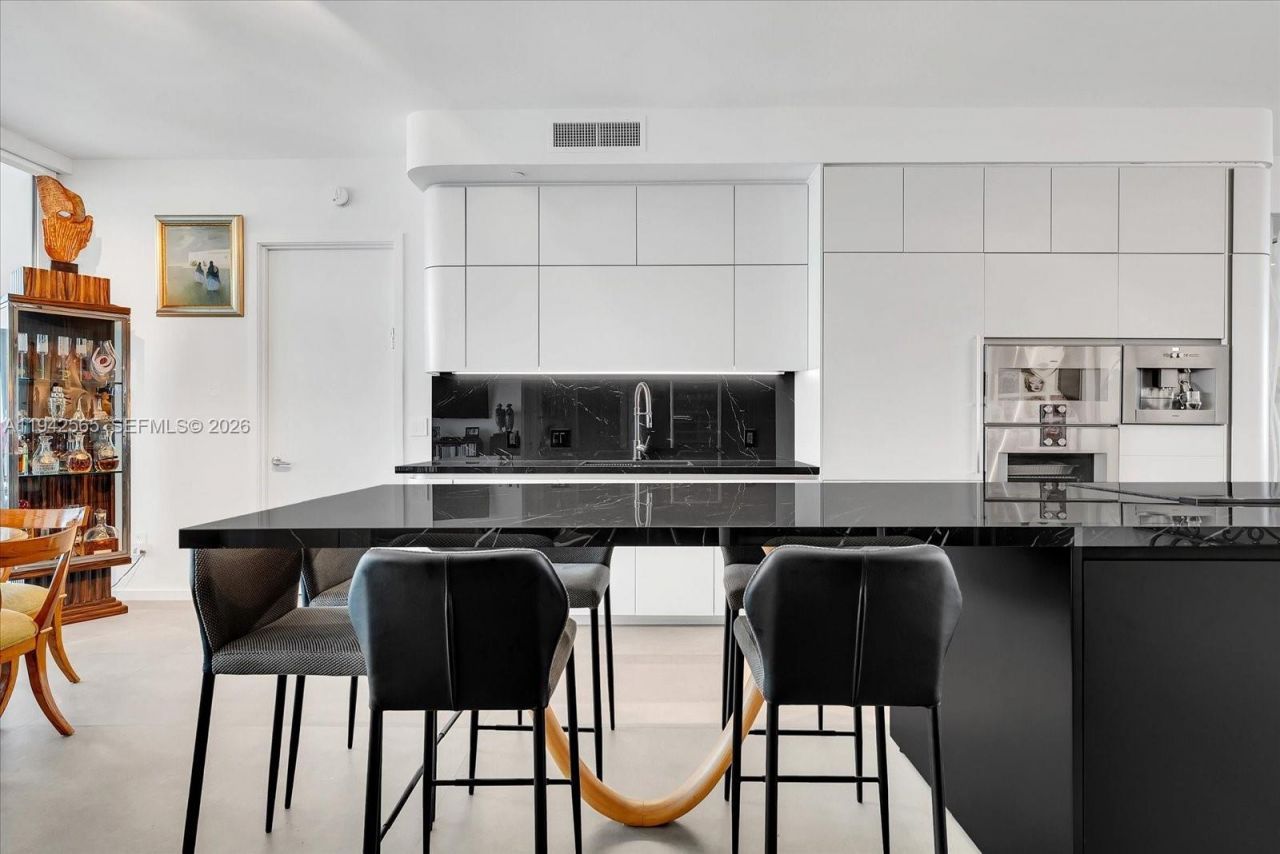 16901 Collins Ave, Unit 3803, Sunny Isles Beach, FL 33160 Photo