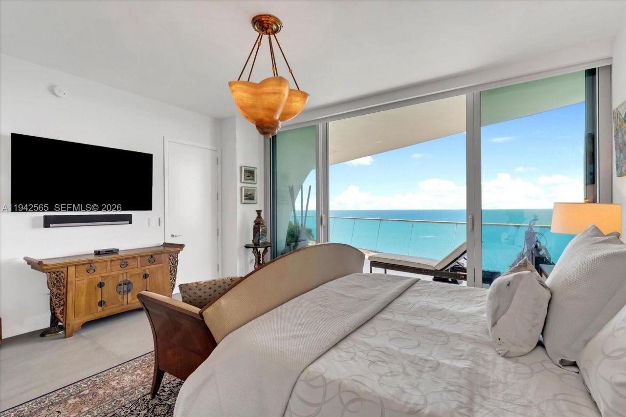 16901 Collins Ave, Unit 3803, Sunny Isles Beach, FL 33160 Photo
