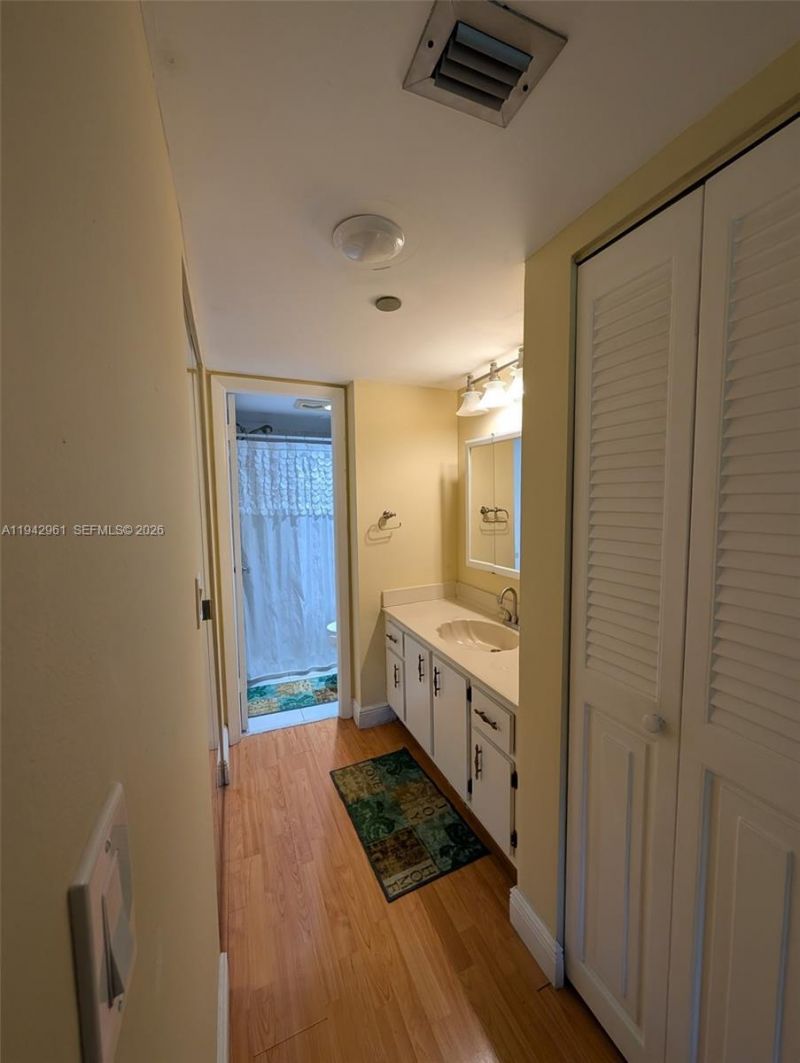 900 Saint Charles Pl , Unit L6, Pembroke Pines, FL 33026 Photo