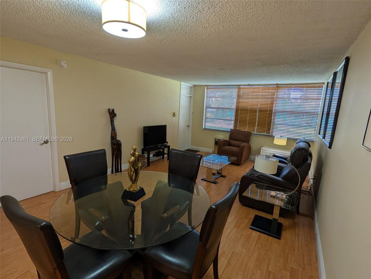 900 Saint Charles Pl , Unit L6, Pembroke Pines, FL 33026 Photo