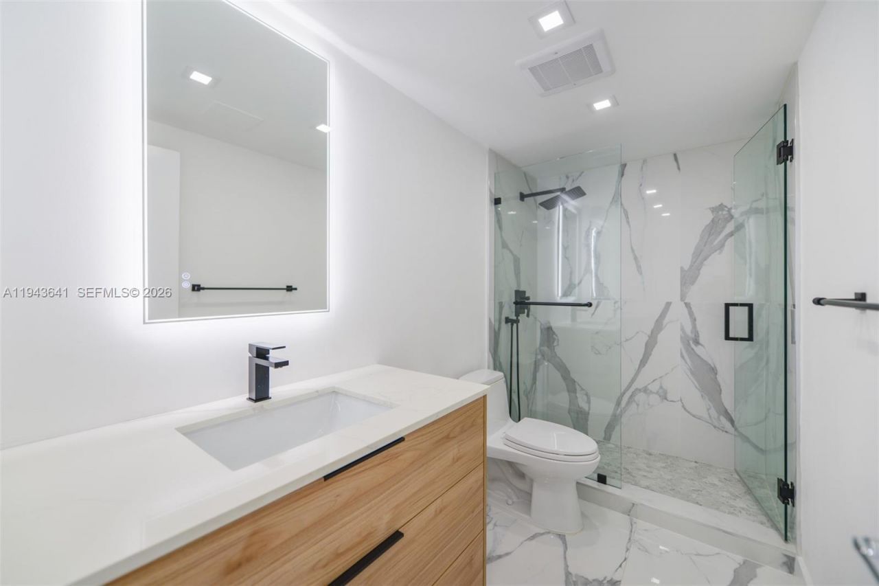 10275 Collins Ave, Unit 731, Bal Harbour, FL 33154 Photo