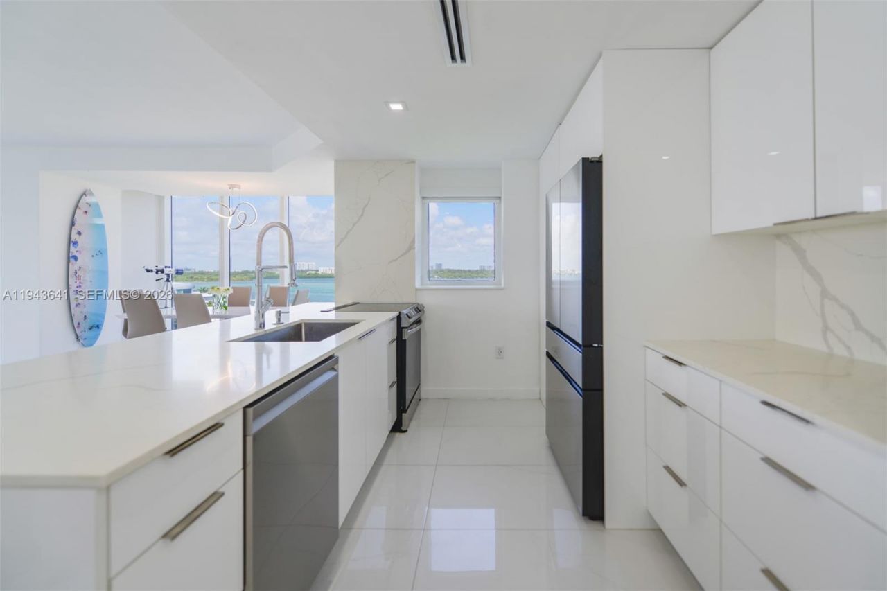 10275 Collins Ave, Unit 731, Bal Harbour, FL 33154 Photo
