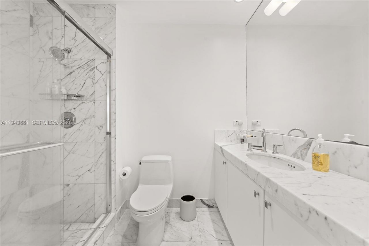 16 Island Ave, Unit 7D, Miami Beach, FL 33139 Photo