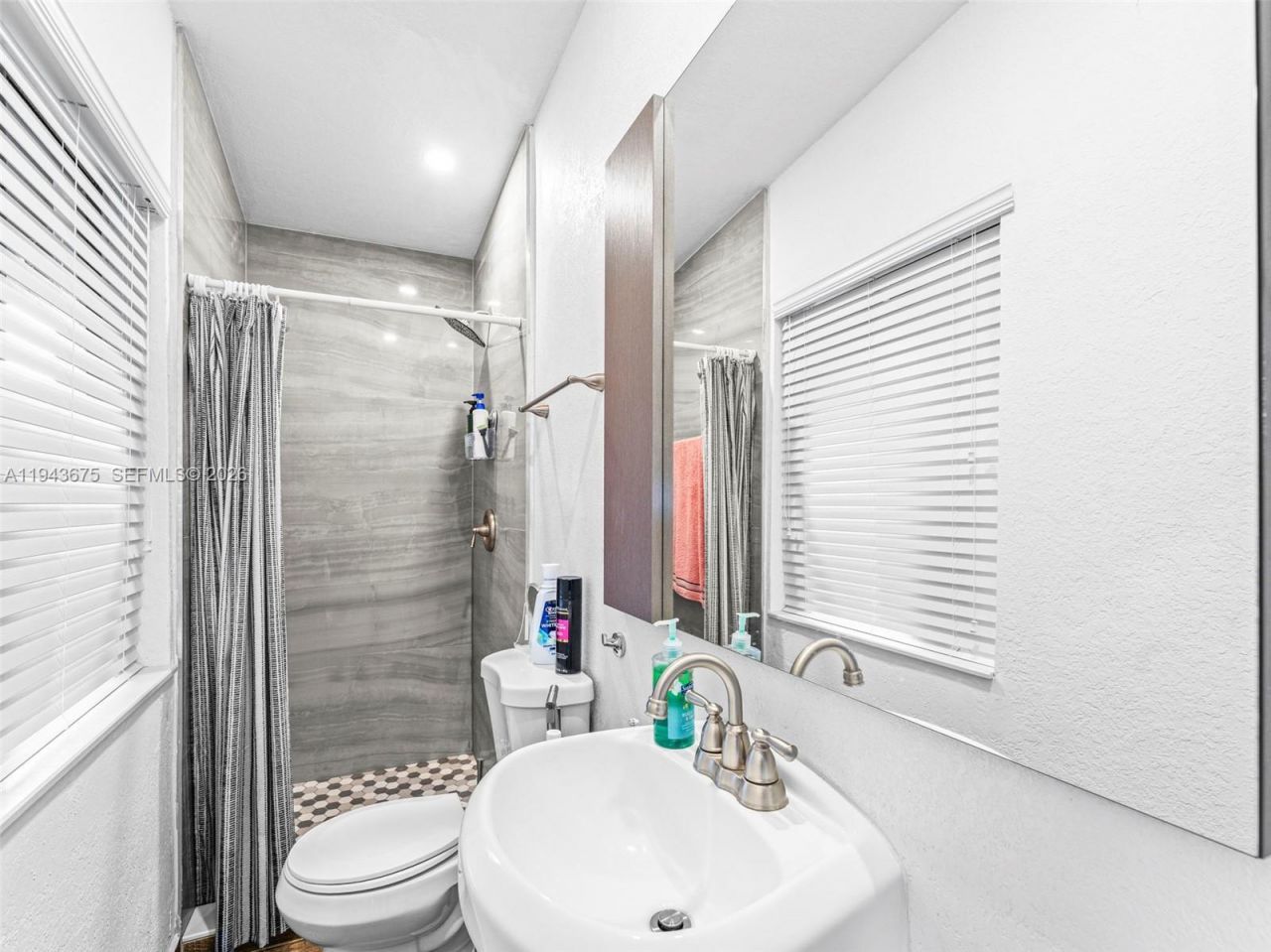 11415 SW 56th St , Miami, FL 33165 Photo