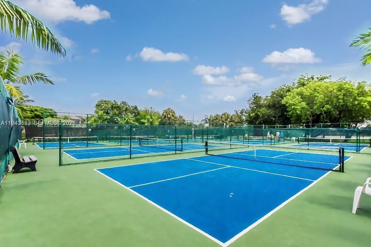 251 SW 132nd Way, Unit 117H, Pembroke Pines, FL 33027 Photo