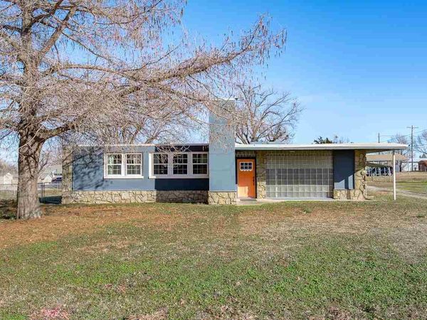 1120 N 7th Street, Perry, OK 73077