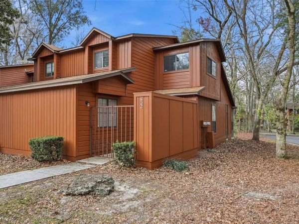 822 SW 56TH TERRACE, GAINESVILLE, FL 32607