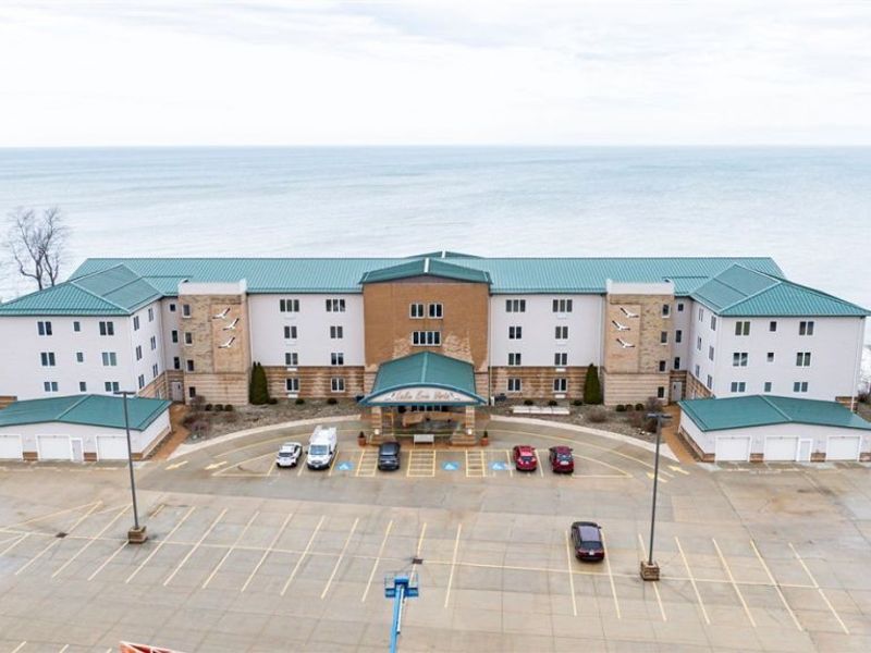 4699 Lake Rd, Unit 401, Geneva on the Lake, OH 44041 Photo 4