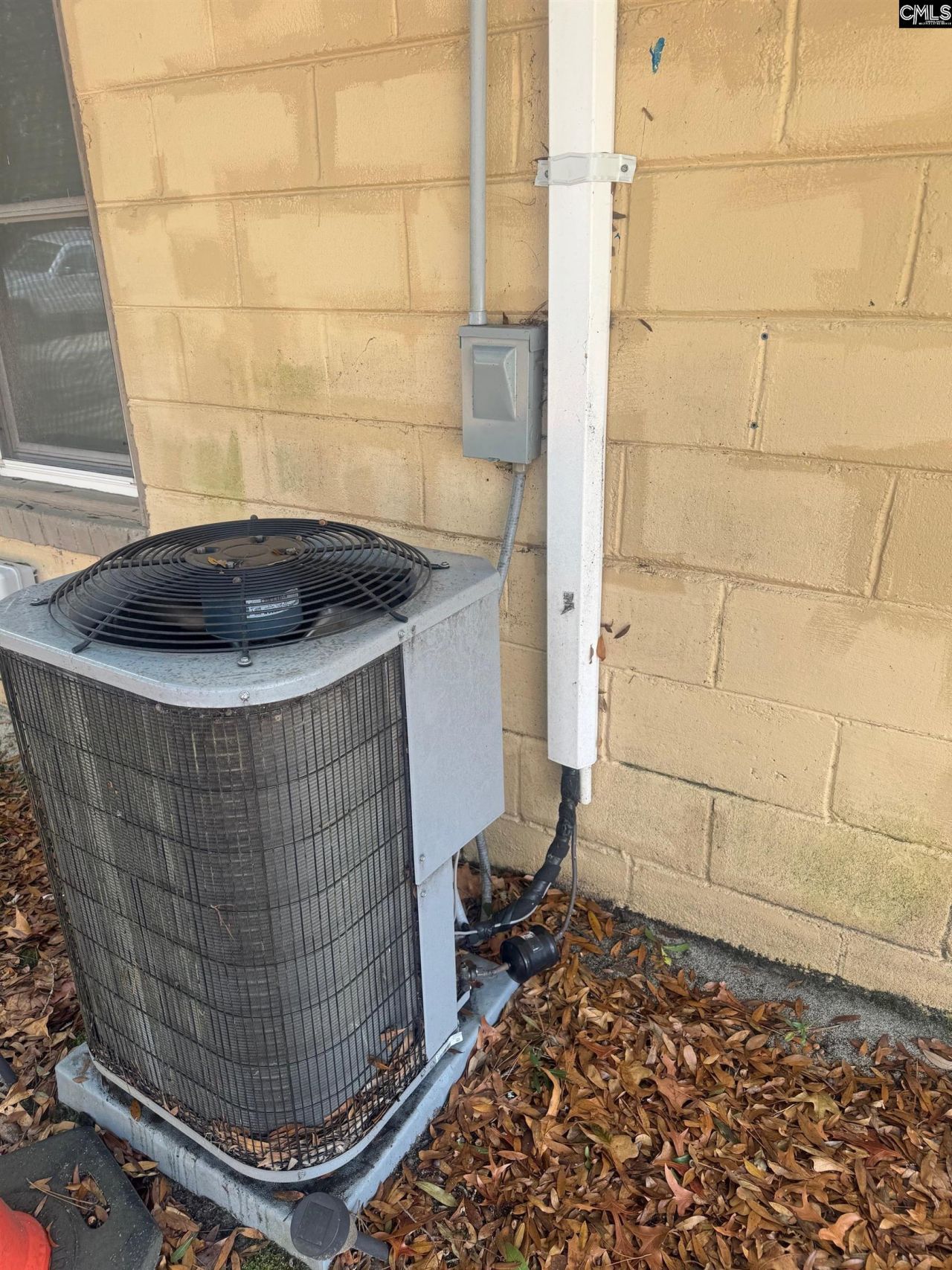 7861 Lone Drive Photo 10