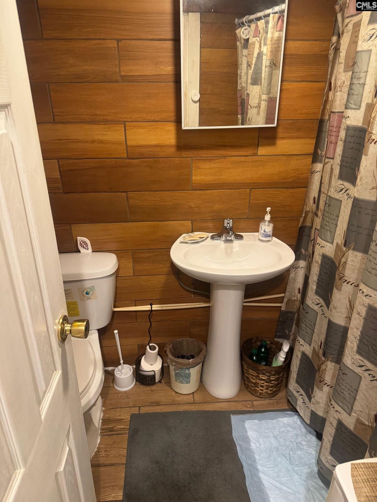 7861 Lone Drive Photo 4