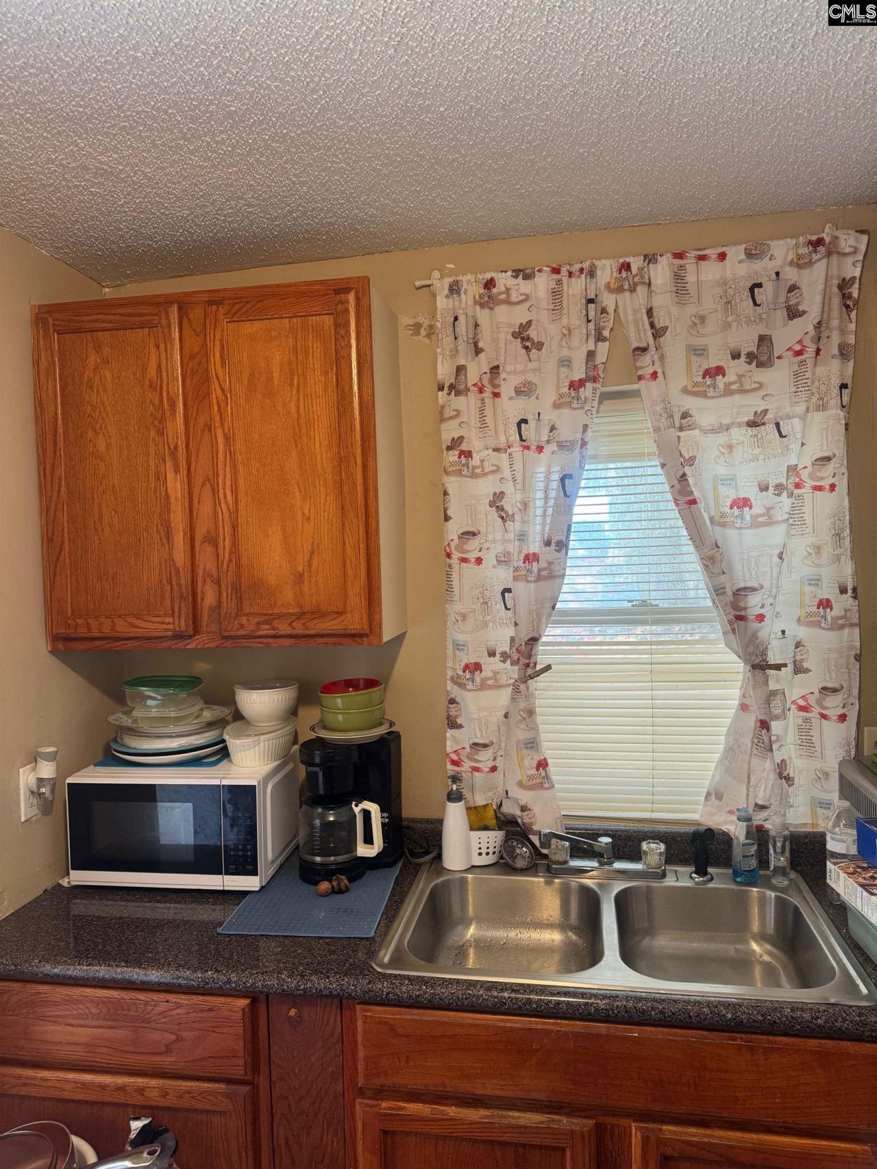 7861 Lone Drive Photo 5