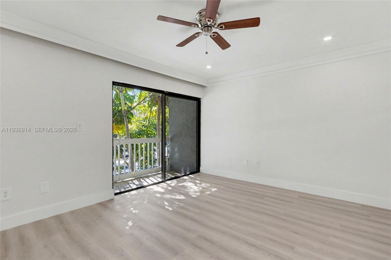523 NE 38th St, Unit 6, Miami, FL 33137 Photo