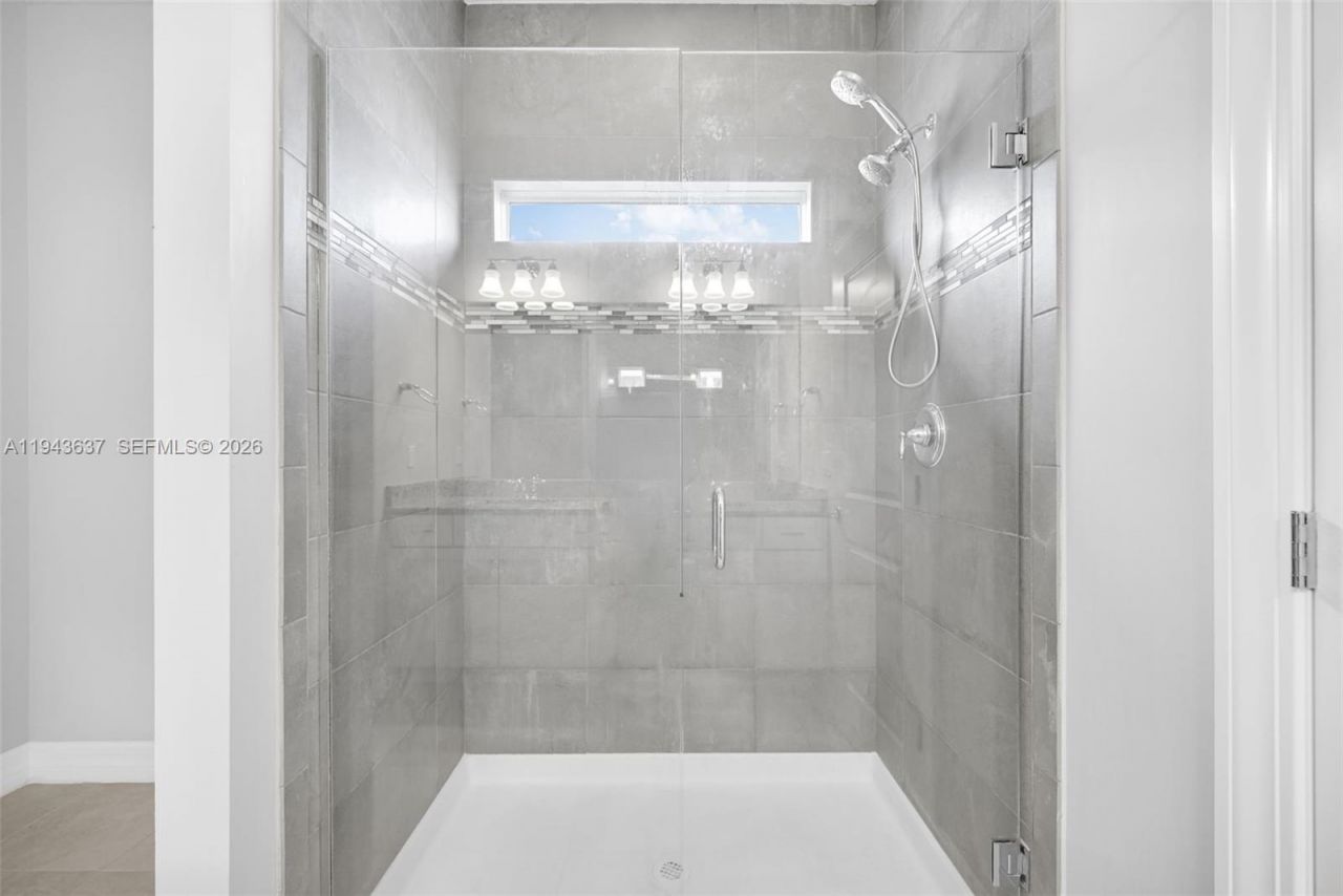 964 Banyan Dr, Hollywood, FL 33021 Photo