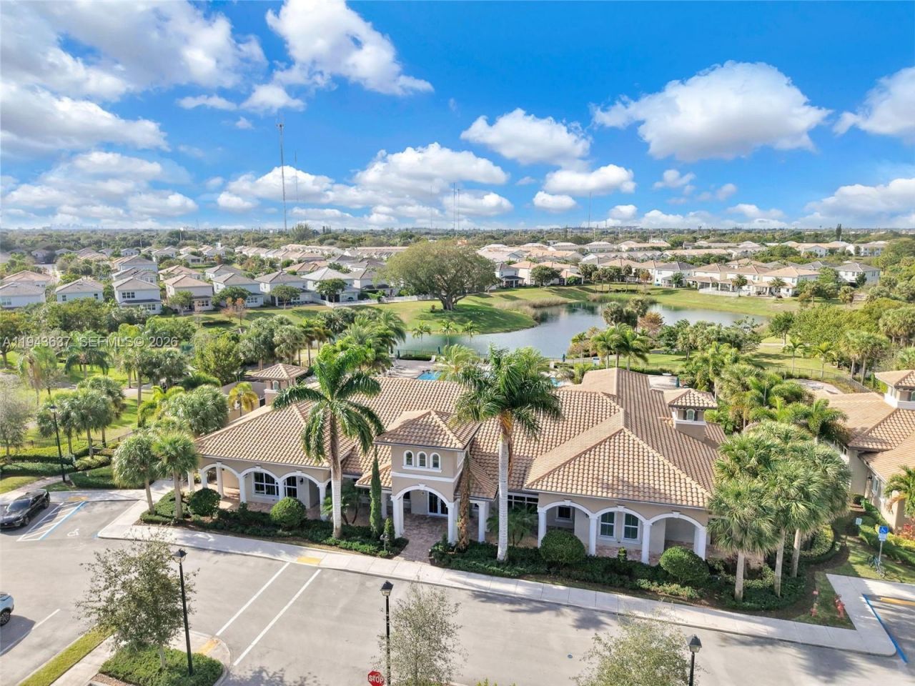 964 Banyan Dr, Hollywood, FL 33021 Photo