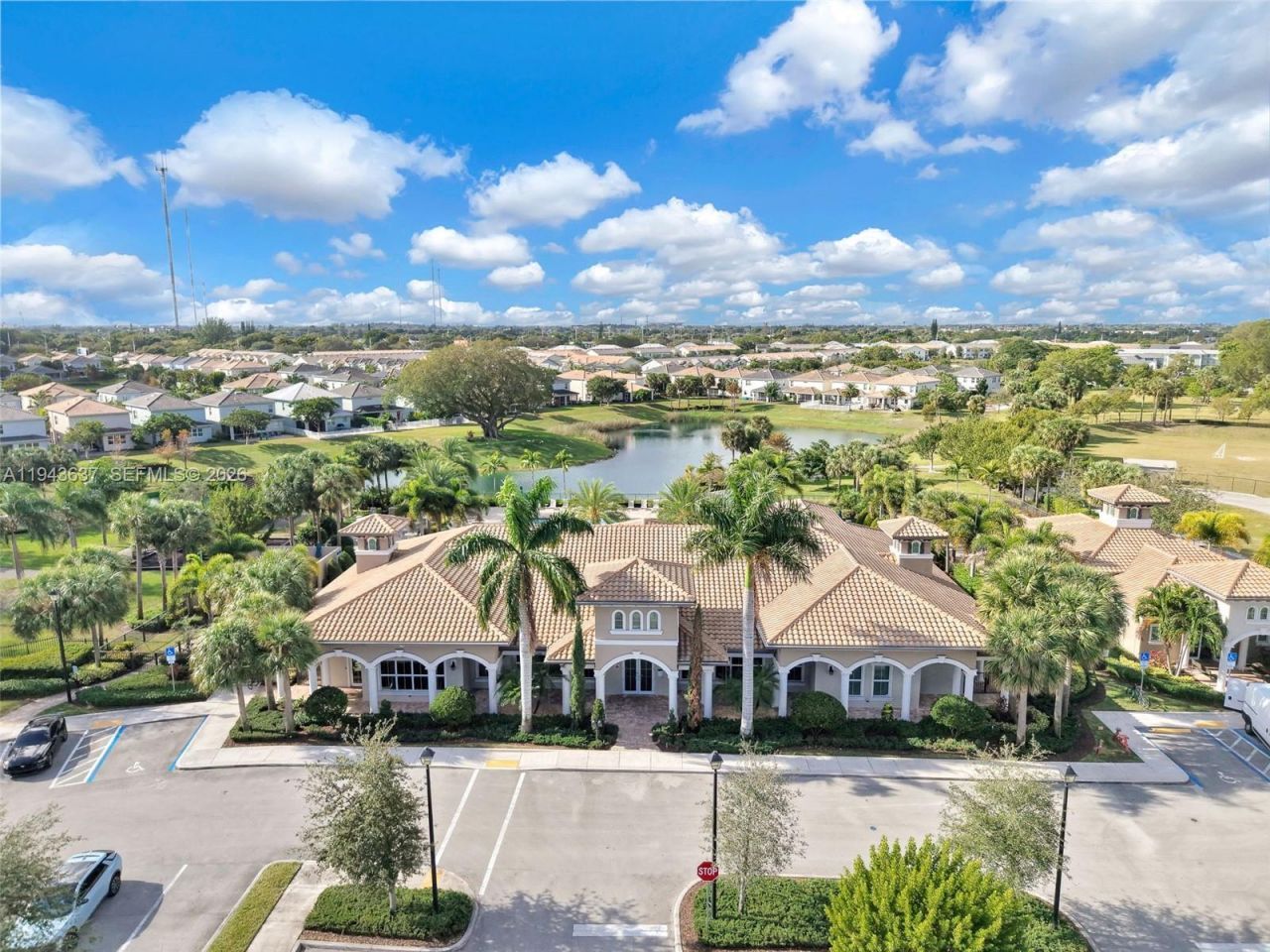 964 Banyan Dr, Hollywood, FL 33021 Photo