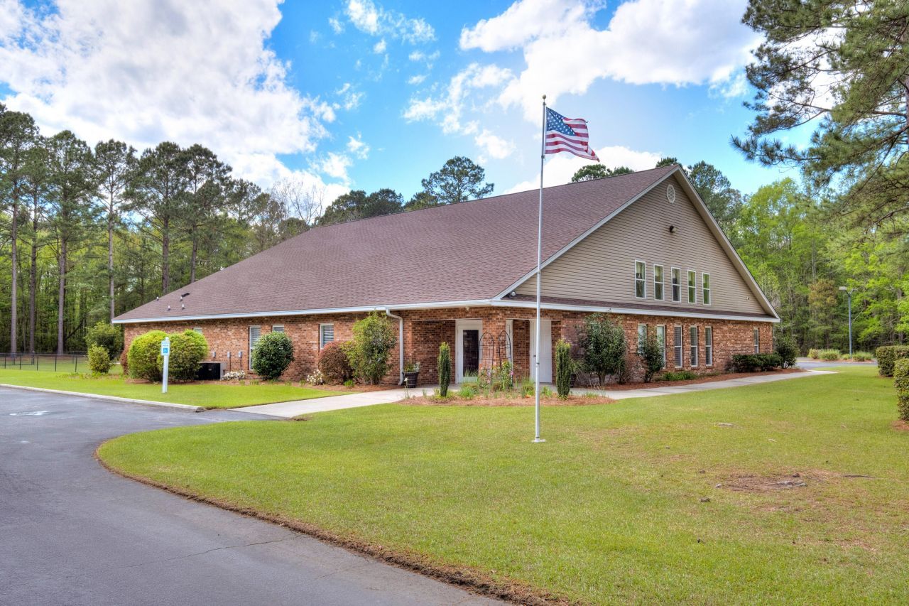 21 Fairway Drive Photo 13