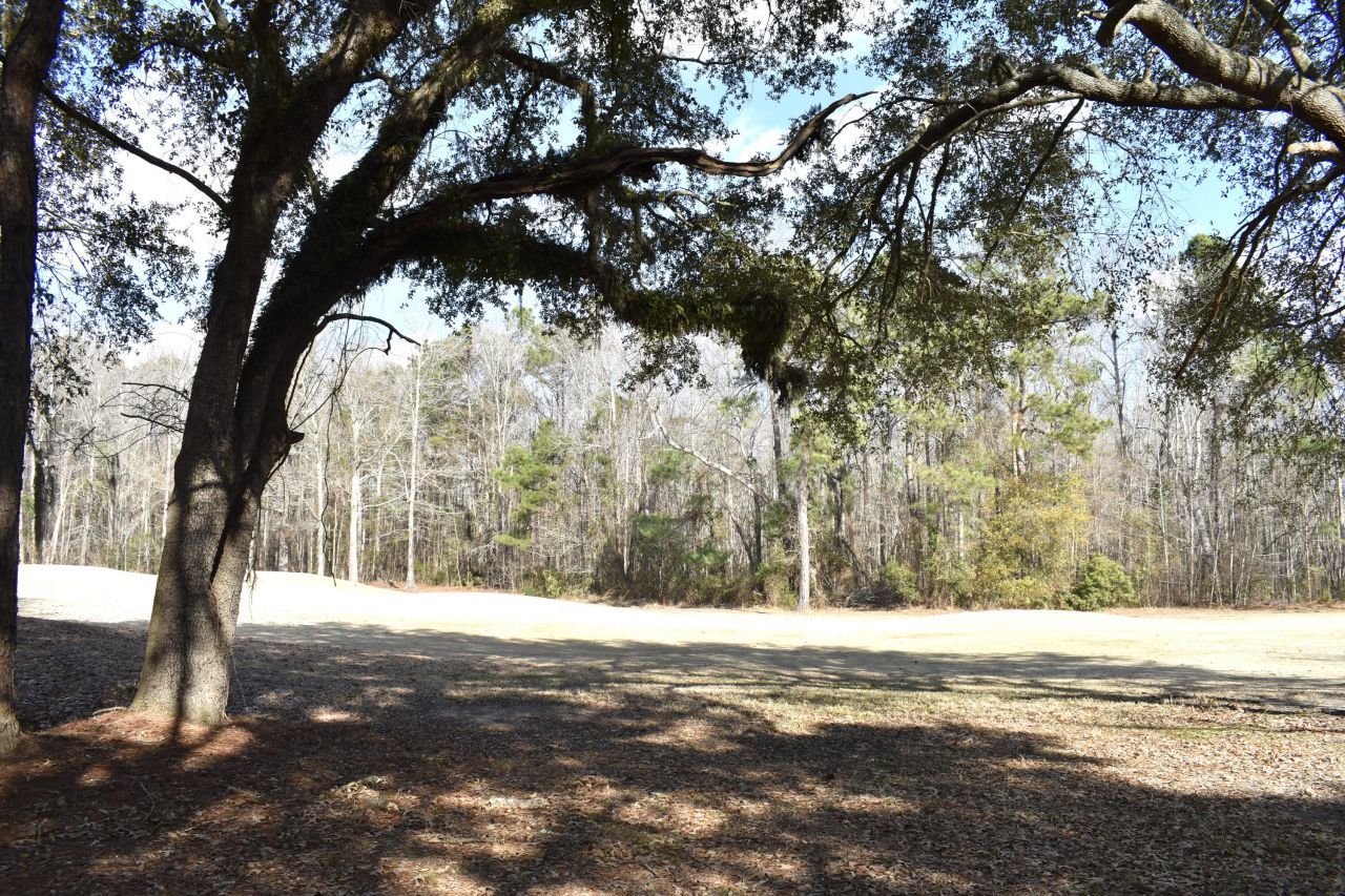 21 Fairway Drive Photo 4