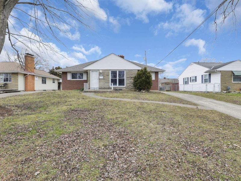 2692 Regina Avenue, Columbus, OH 43204 Photo 3