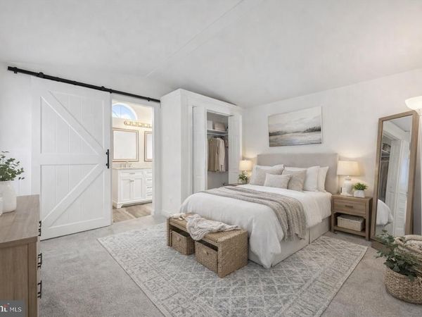 8 CHEROKEE LANE, HONEY BROOK, PA 19344