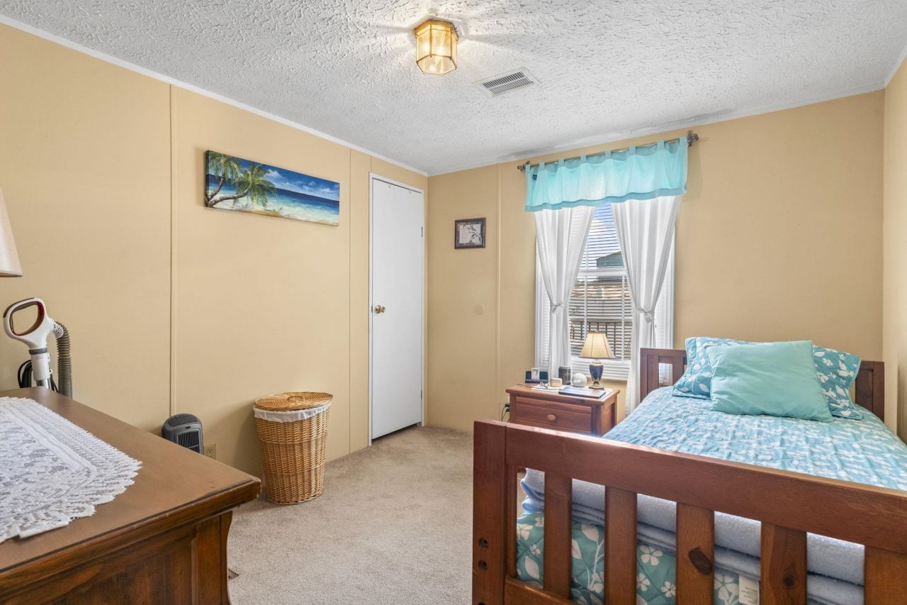 1664 Cygnus Dr. Photo 17