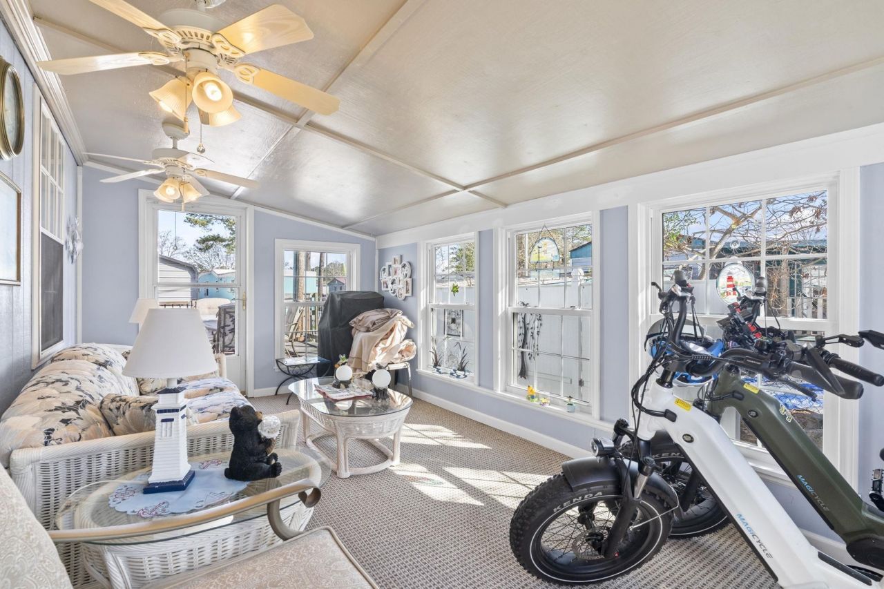 1664 Cygnus Dr. Photo 26