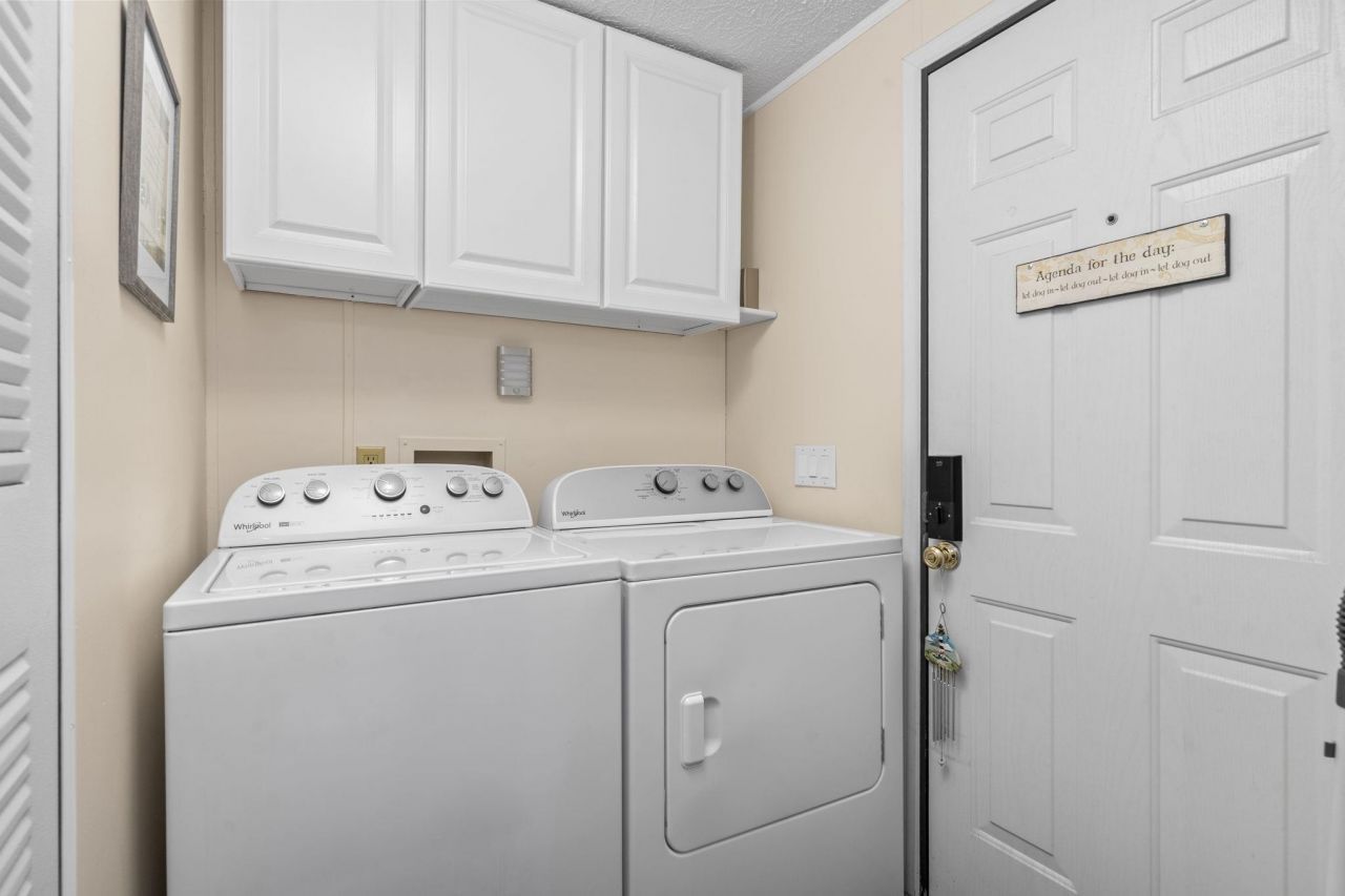 1664 Cygnus Dr. Photo 31