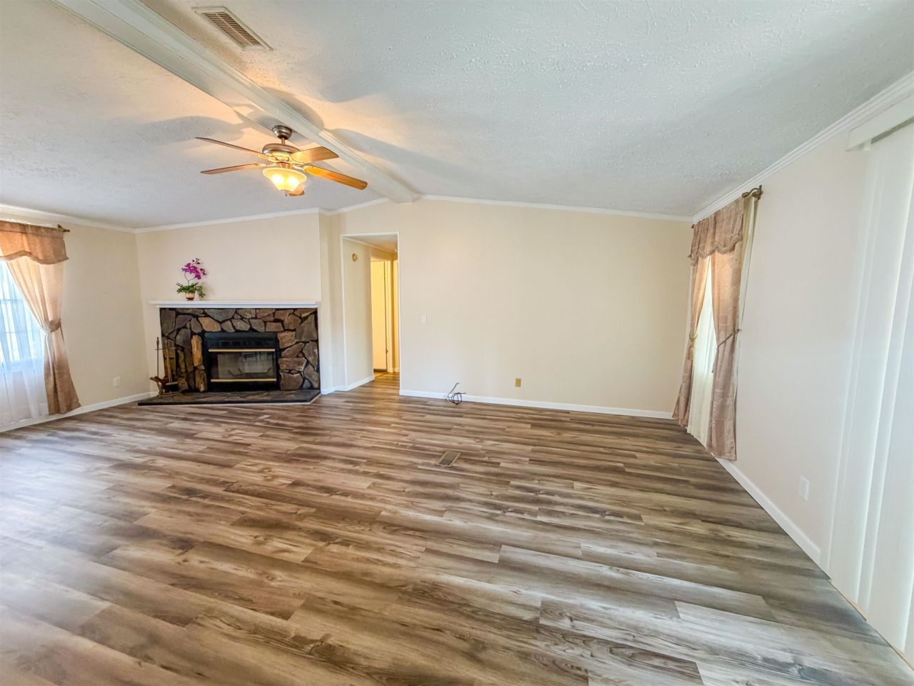 1664 Cygnus Dr. Photo 5