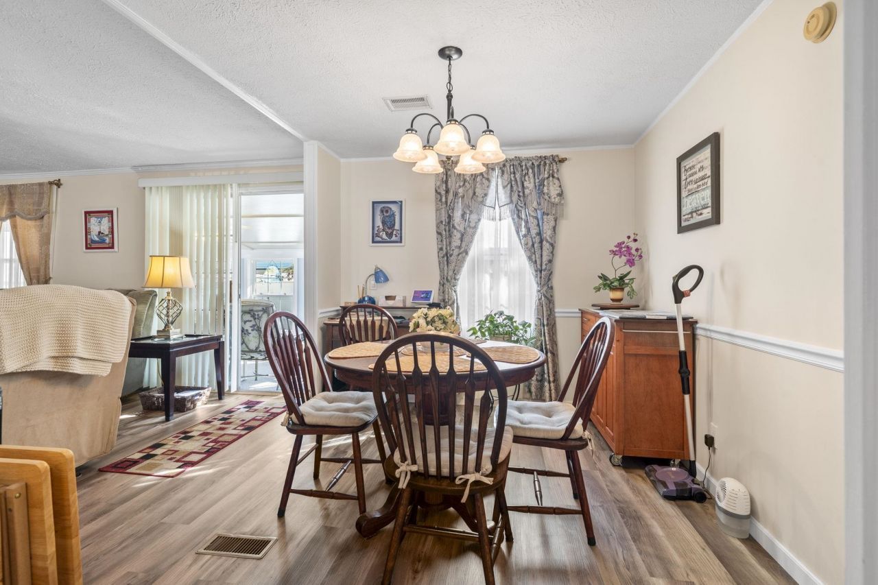 1664 Cygnus Dr. Photo 8